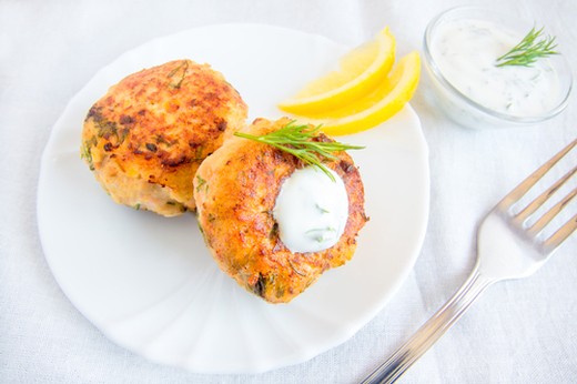 Crab Cakes with Fresh Lemon Dressing